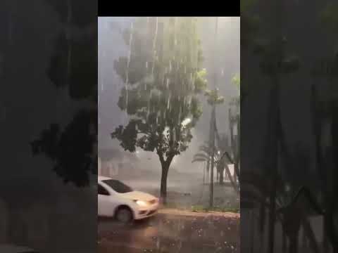😱🔴Tonight, a powerful hailstorm hit Ivinhema, in Mato Grosso do Sul, Brazil !