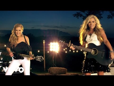 Maddie & Tae - Girl In A Country Song (Official Music Video)