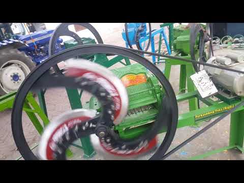 Working of chaff cutter