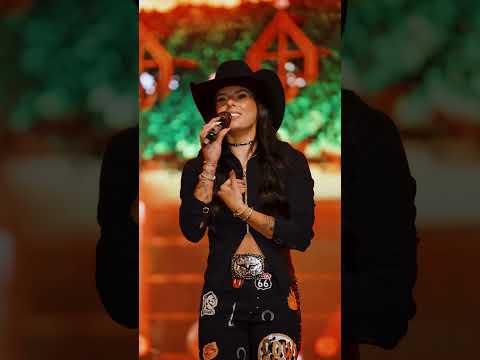 Foi perfeito Videira/Sc!! Que noite!💙✨️🤠 #anacastelacantora  @anacastelaoficial #boiadeira