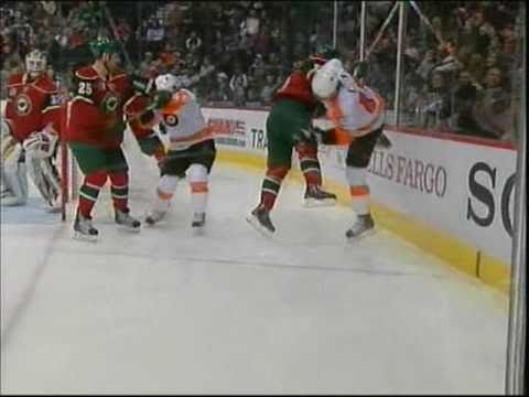 Andreas Nodl collides with Eric Nystrom