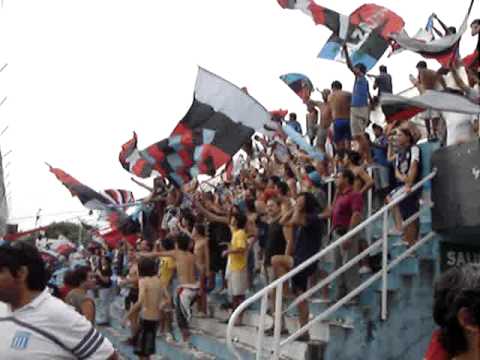 "Hinchada de Brown de Adrogue en Temperley año 2005" Barra: Los Pibes del Barrio &bull; Club: Brown de Adrogué