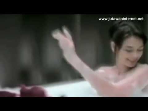download lagu mp3 mp4 Video Luna Maya Ariel, download lagu Video Luna Maya Ariel gratis, unduh video klip Video Luna Maya Ariel