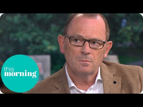 Met Marksman Tony Long Discusses American Gun Crime And Arming The UK Police | This Morning