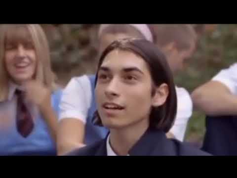 Collegio 5: Andreini e le carezze a un'ortica