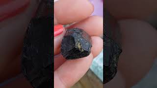 Turmalín skoryl Madagaskar 10g