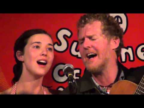 "Falling Slowly" - Glen Hansard & Lisa Hannigan - live at Pure Pop, Melbourne