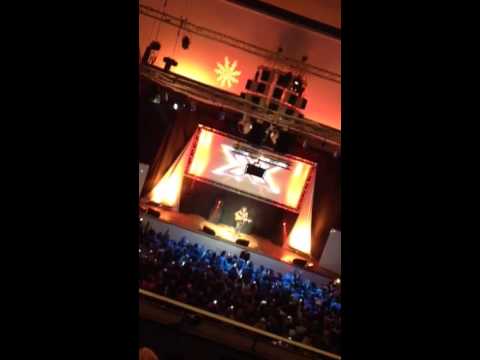 Luke Friend Snow Patrol Live