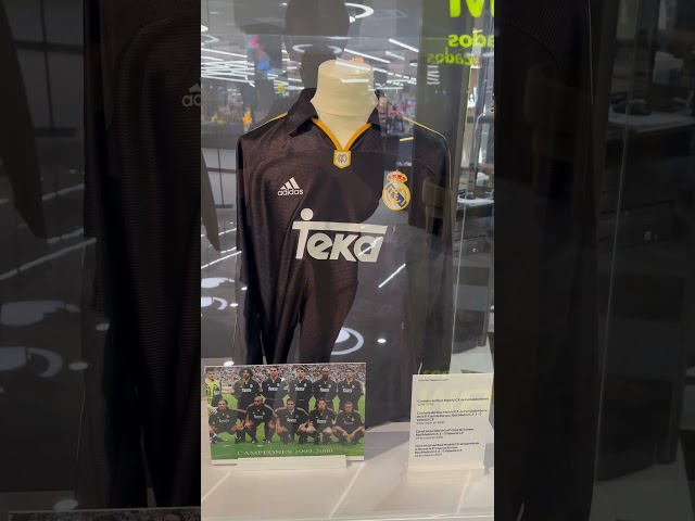 Vídeo relacionado con Diciembre 2000 Edición Limitada Regalo Nacido En Diciembre 2000 Camiseta