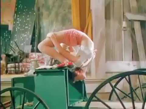 She's a Good Contortionist!