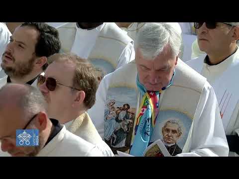 Momento de la canonización de San Juan Bautista Scalabrini