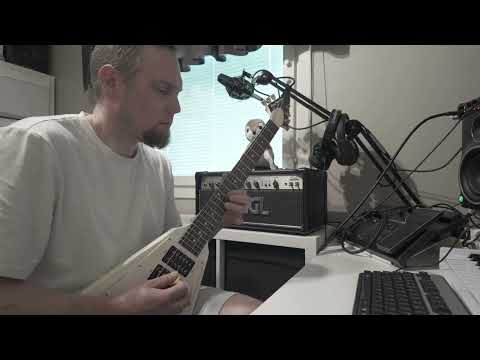 Gibson Flying V White Faded 3 pickups 2007 image 17