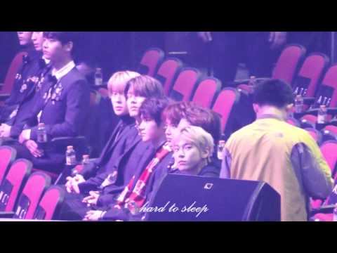 170408 NCT127 wave to fans
