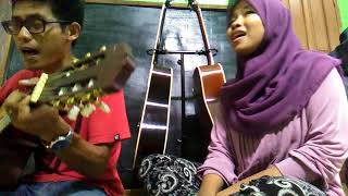 Dewi Lestari ft Aqi Alexa - Peluk (COVER) by Suci Heema &amp; Fauzan Kucing