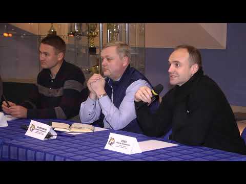 Кіраўніцтва хакейнага клуба "Гомель", галоўны трэнер і гульцы правялі сустрэчу з балельшчыкамі видео