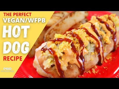 THE PERFECT VEGAN HOT DOG WITH HOMEMADE BUNS