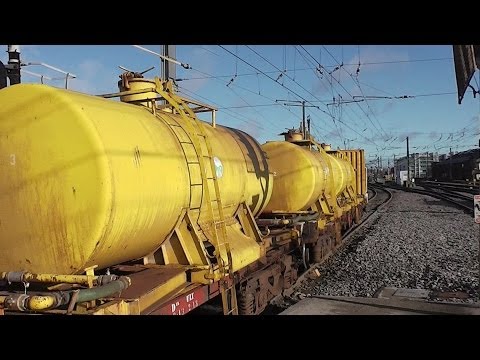 IE 071 Class Loco number 080 + Sperry Train, Connolly Station, Dublin