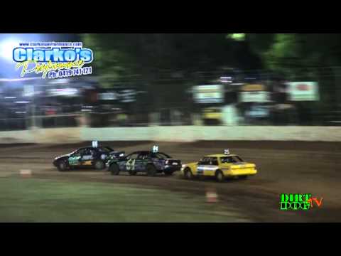Modified Production - Heat 7 - Kingaroy Speedway - 30.09.12