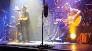 Plumbo - Mine barns bein