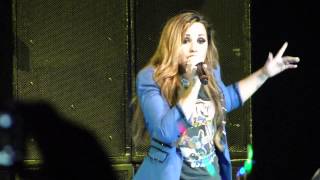 Demi Lovato - Who&#39;s That Boy (Rio de Janeiro - 19.04.2012)