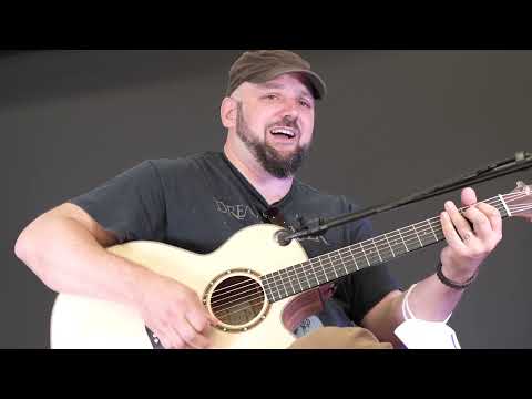 Gregor Seidelmeier mit seiner neuen Dowina Marus GAc-ds