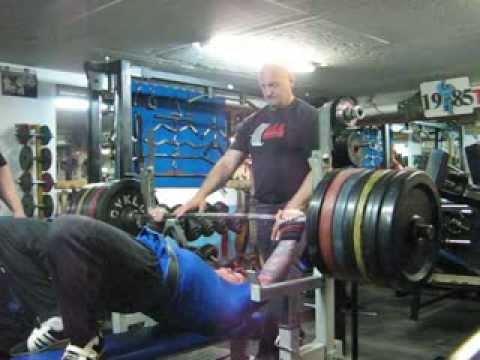 WZOREK bench press on board  320kg