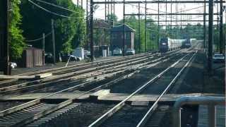 preview picture of video 'Amtrak at Metuchen with HHP-8'