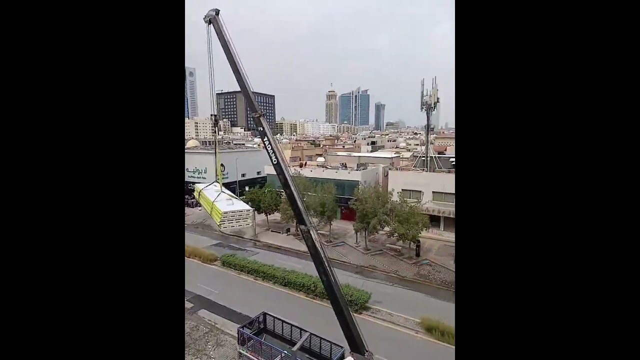 فيديو ساندوتش بانل الرياض