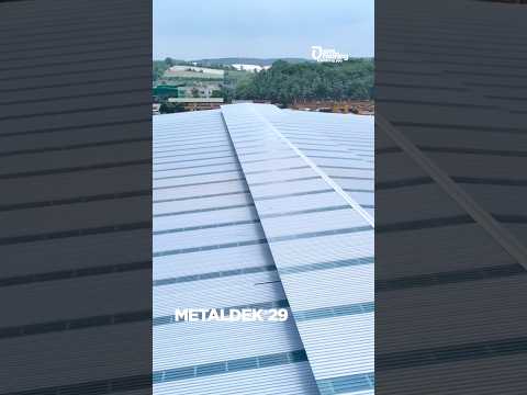 Another successful project completed. ✔️  We're proud to have supplied and installed our METALDEK®29 roofing profile, complete with Fibreglass skylight panels, for Steel Ally Engineering Sdn. Bhd. in Seelong Jaya, Senai, Johor.