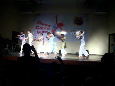 World of Dance de Dias Dávila(Guerreiros do sol)em M.S.João 21/04/2012