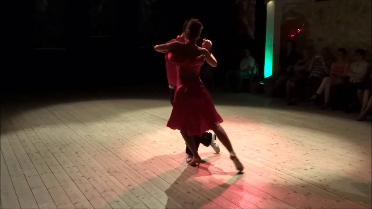 Ainara Horrillo y Diego Romero au 7ème Festival SaintÉ Tango - 19.7.2013 (El Caminito)
