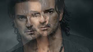 Ricardo Arjona Porque es tan cruel el amor  en acustico