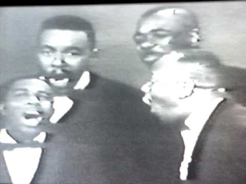 The Gospel Clefs singing "Out Of The Fiery Furnace"