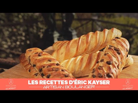 Receita de pão vienense simples e com gotas de chocolate