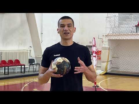 Handball Wing player #13