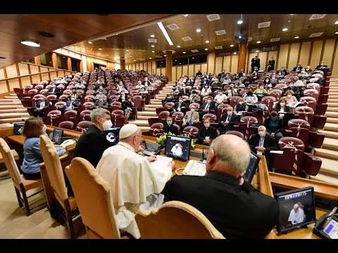 Papa Francesco all'apertura del Sinodo, Momento di riflessione, 09 ottobre 2021.