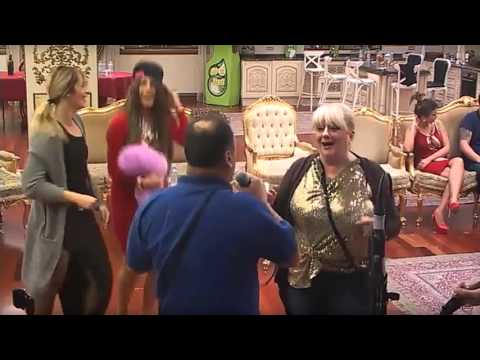 Zmaj peva na kraju emisije - Parovi - (TV Happy 19.11.2015.)