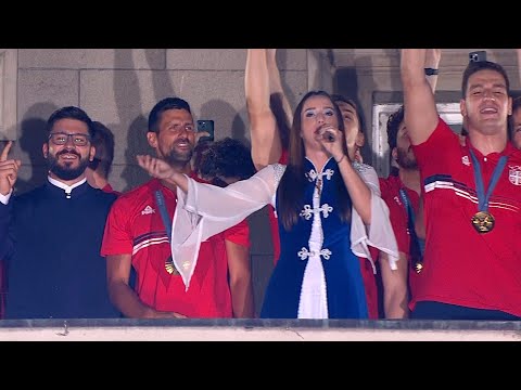 Danica Crnogorčević sa sportistima: "Veseli se srpski rode"