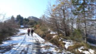 preview picture of video 'Sulle colline di Sarsina tra fiume Savio e torrente Borello'