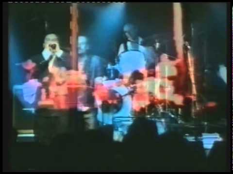 Ronnie Earl & The Broadcasters - That Ain't It/Don't Get Around Much Anymore