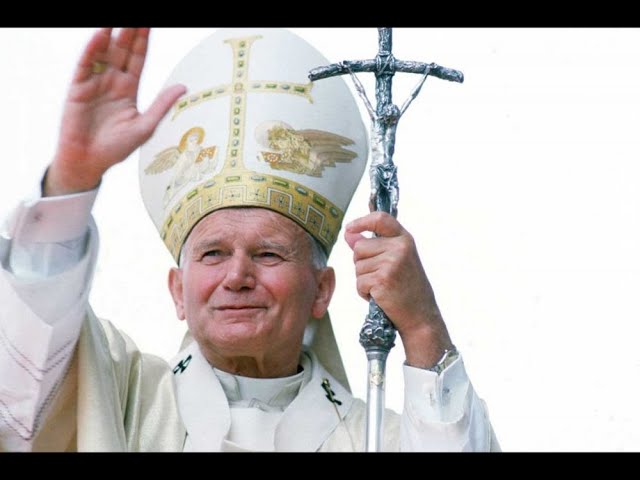 Vídeo relacionado con I G J MEDALLA DEL SANTO PAPA JUAN PABLO II (PAPA KAROL WOJTYLA) - LAS MEDALLAS DE LOS SANTOS PATRONES