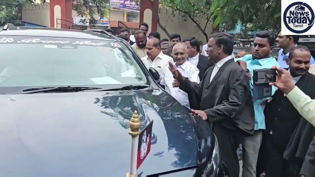 முன்னாள் அதிமுக அமைச்சர் கே சி வீரமணி மீது தொடரப்பட்ட வழக்கில் வழக்கை ஏற்றது நீதிமன்றம்.!