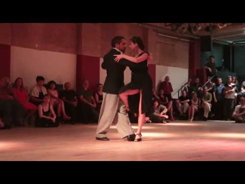  Guillermo Barrionuevo  and  Mariela Sametband  are  dancing  to  "  No vendra  "  by  Ángel D'Agostino