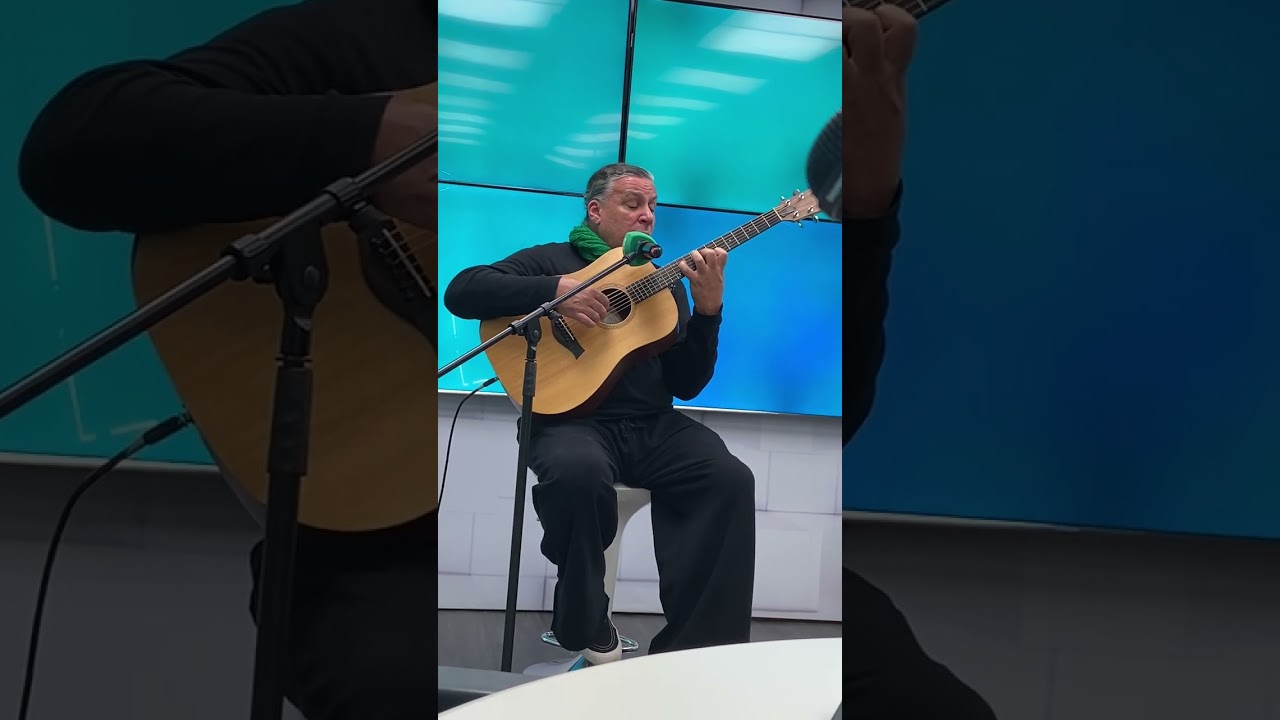 Daniella de Lavôr entrevista Renato Braz