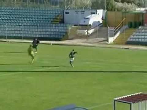 Gol de Tchô   Naval 0 x 2 Marítimo Taça de Portugal   17 10 2010 360p