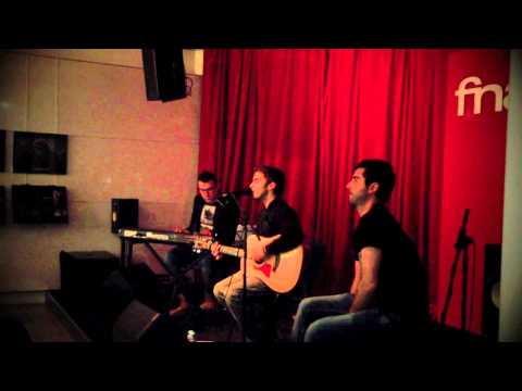Johnny White Live @ Fnac Guia -Solitude Song (original)