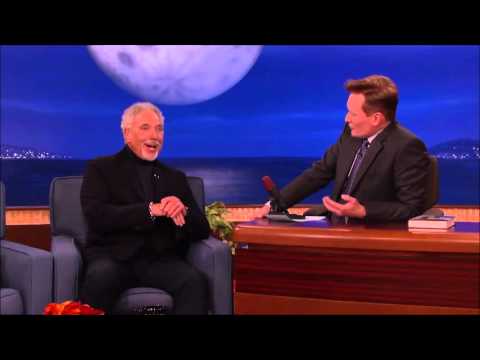 Elvis Presley singing with these Hands for Tom jones