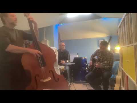 Trio rehearsal - Blues Instrumental (Swingo)