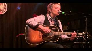 Mary Gauthier, Distance Between Daylight and Dark