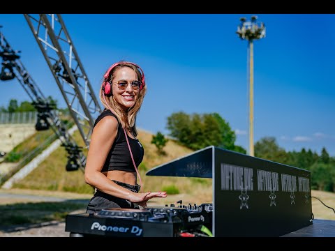 Pretty Pink at NATURE ONE Streaming-Weekend 2021